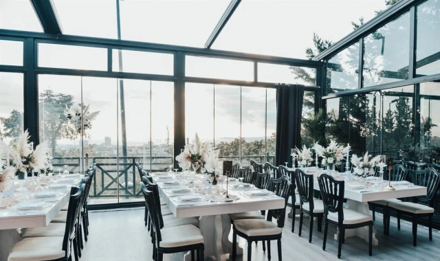 Çamlıca Köşk Cam Salon