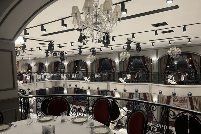 Adı Şahane Cabaret Bostancı