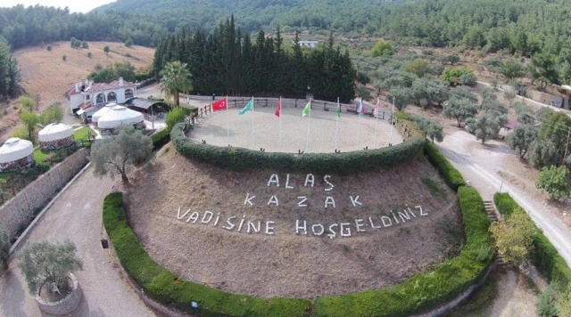 Alaş Kımız Çiftliği Kazak Vadisi