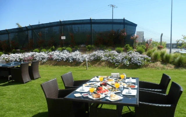 Orty Hotel Airport