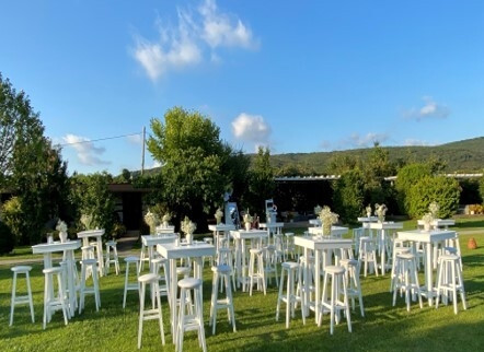 Riva's Club Well Garden