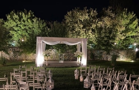 Riva's Club Well Garden