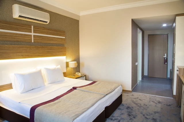 Spilos Hotel Event & Wedding Hall