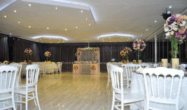 Mona Wedding & Banquet