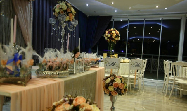 Mona Wedding & Banquet