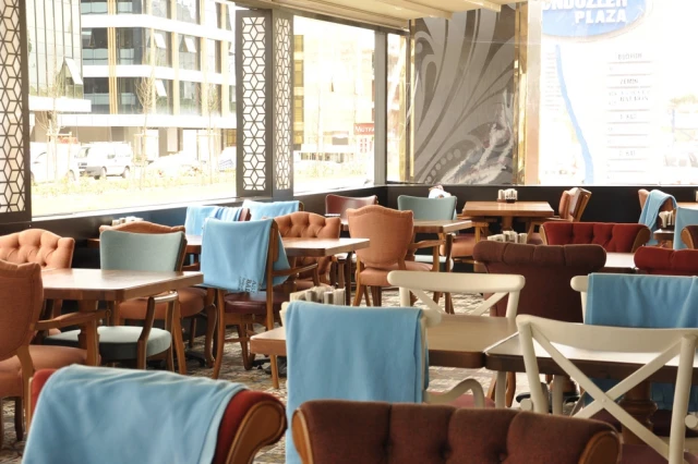 Asmalı Balkon