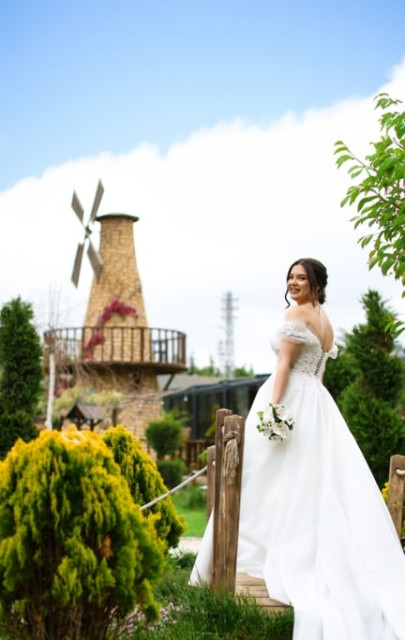 Windy Garden