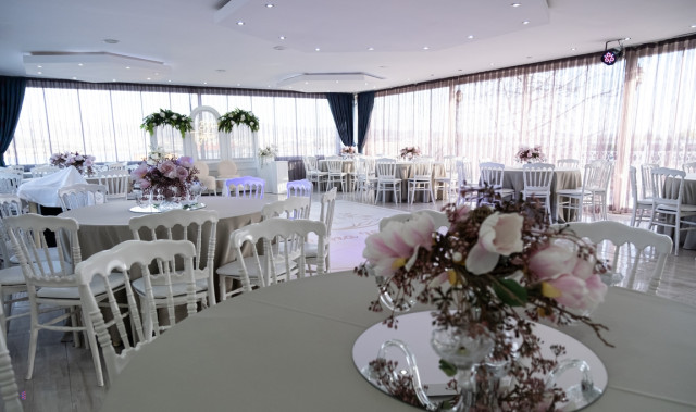 Mona Wedding & Banquet