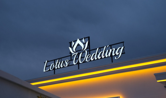 Lotus Wedding 