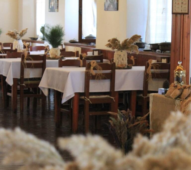 Tarihi Artemis Restaurant