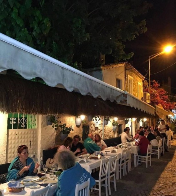 Karina Restaurant Alaçatı