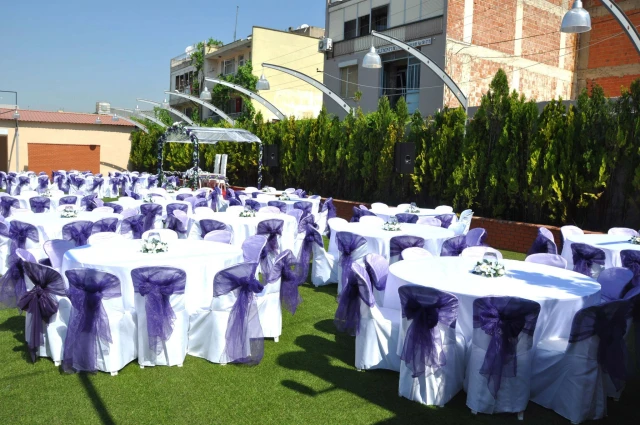 Henna Garden