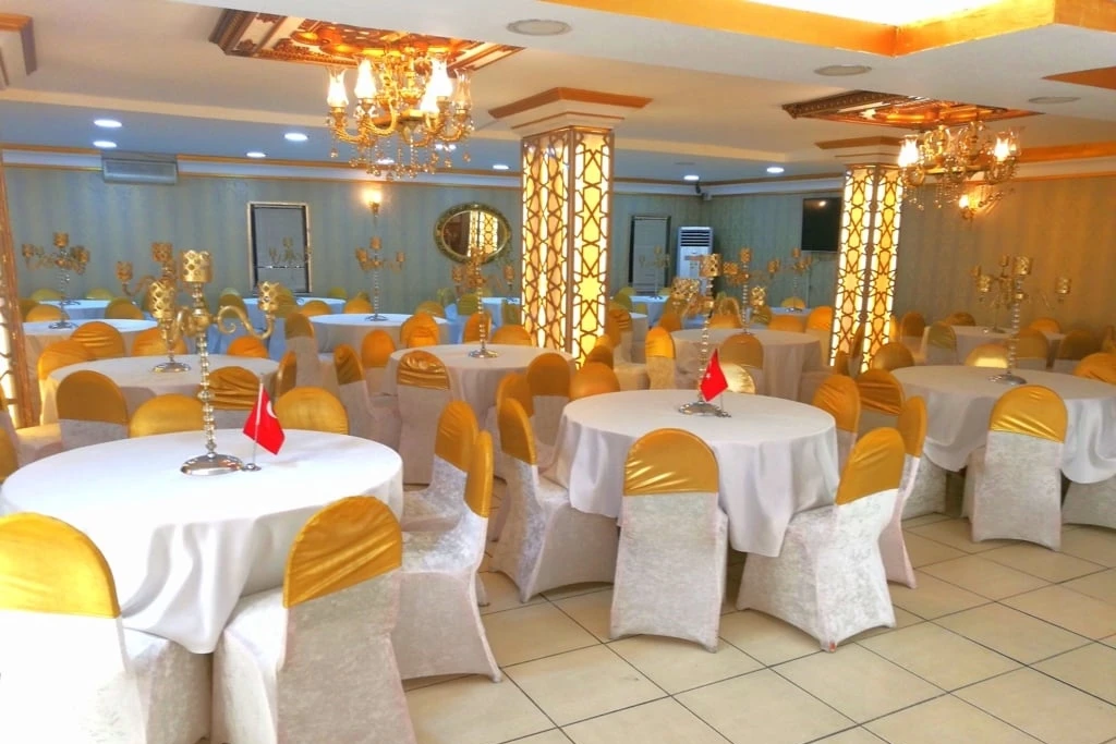 merve-deluxe-dugun-kina-salonu-0wW5reT