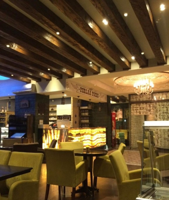 Perlaa Cafe Bistro