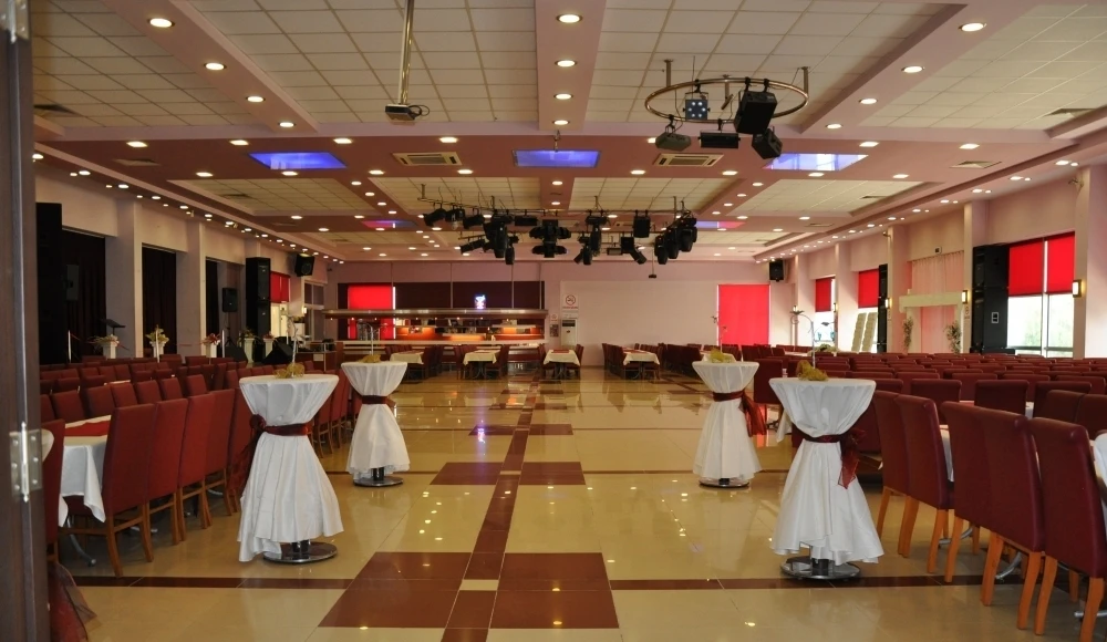 buse-grand-palace-0P1sW1W