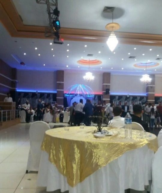 Gökkuşağı Düğün ve Konferans Salonu