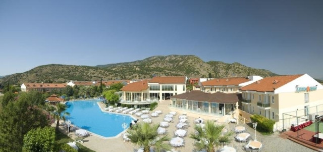 Lycus River Hotels