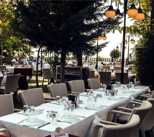 Garson Şükrü Restaurant