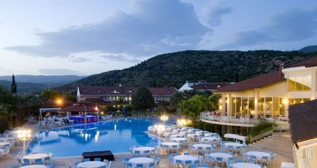 Lycus River Hotels