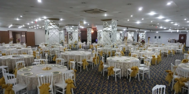 Reyna Premium Hotel