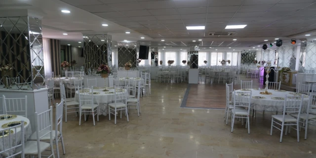 Reyna Premium Hotel