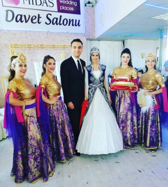 Midas Salon Davet