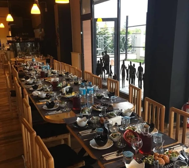 Bir Düş Bir Oyun Cafe