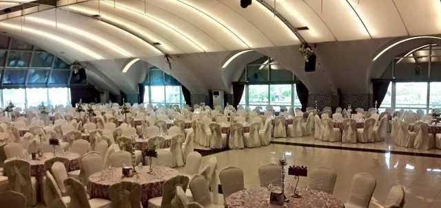 Salon Kaya