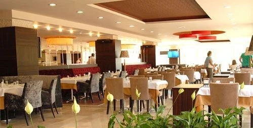 yucel-et-restaurant-0ZtlGmw