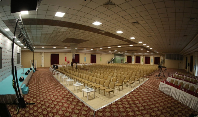 Balkonuk Center Manolya Salonu