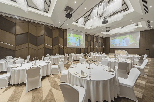 Naz City Hotel