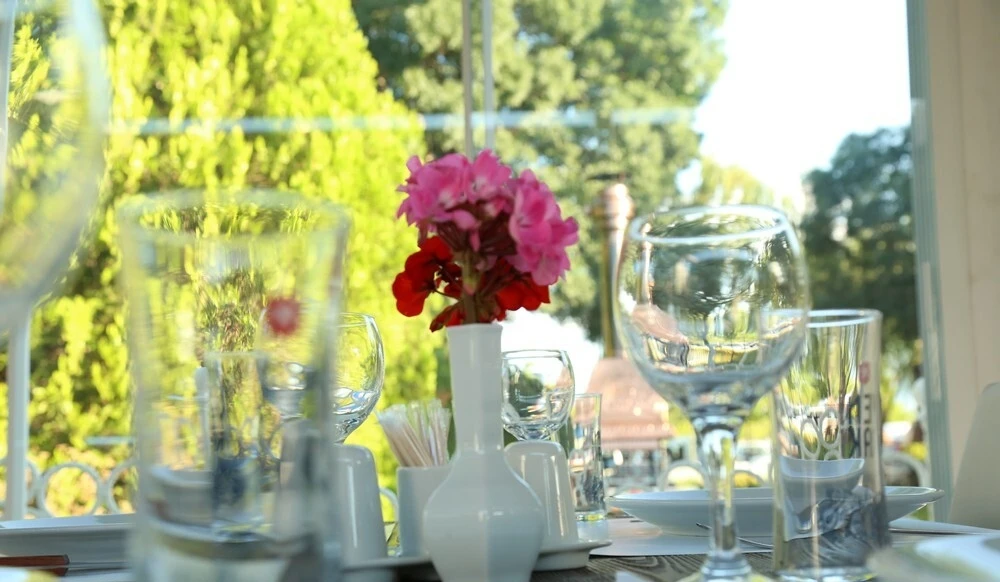 kozz-restaurant-0LpTigP