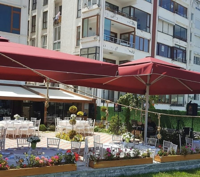 Sea Garden Hotel & Restaurant