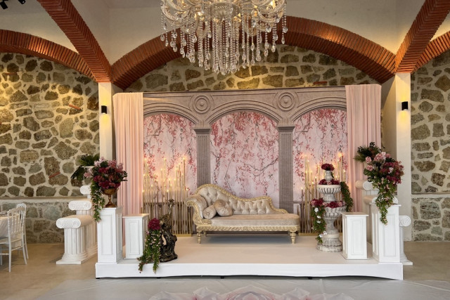 Nicomedia Park Wedding House