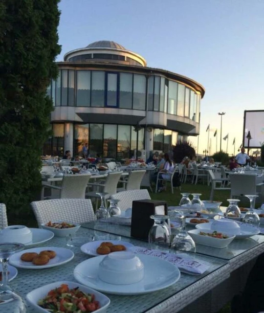 Dede Korkut Restaurant