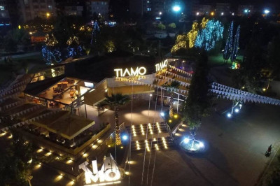 Tiamo Eis Caffe