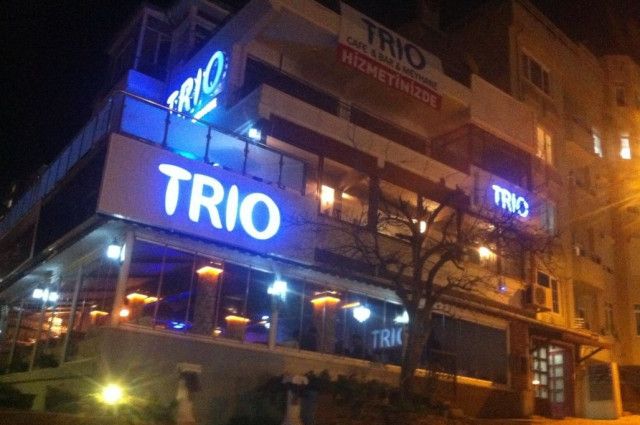 Trio Meyhane & Bar