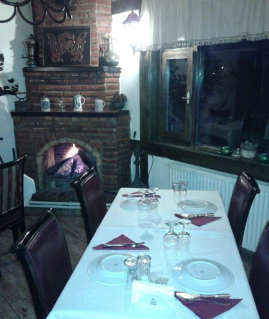 Küçük Ev Balık Restaurant