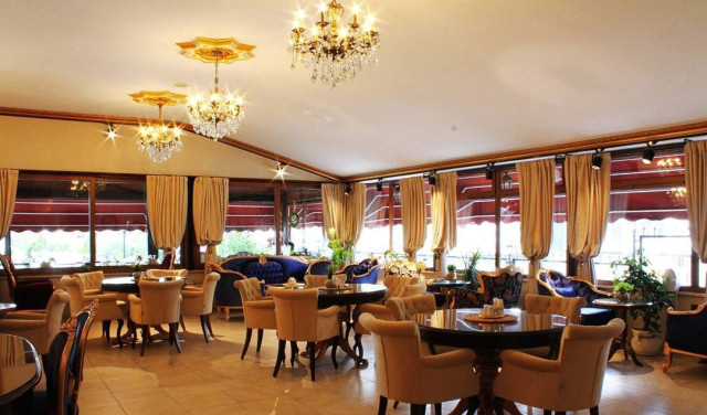 Beyaz Konak Cafe Restaurant