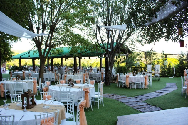 Mehmet Restaurant Dream Garden