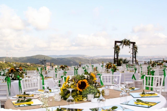 Mehmet Restaurant Dream Garden