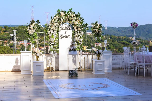 Mehmet Restaurant Dream Garden