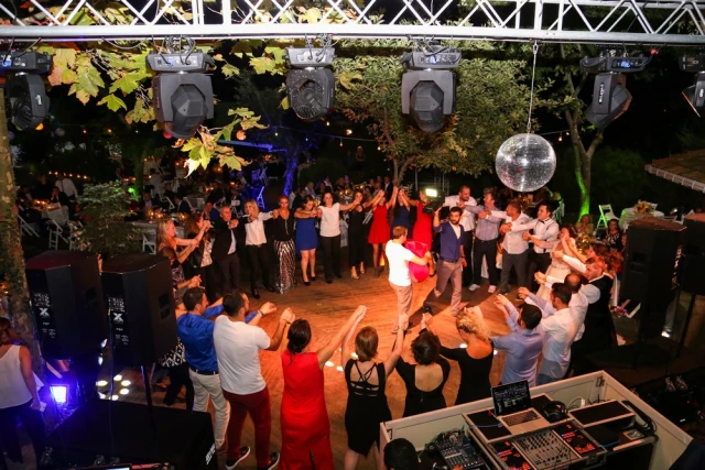 Mehmet Restaurant Dream Garden