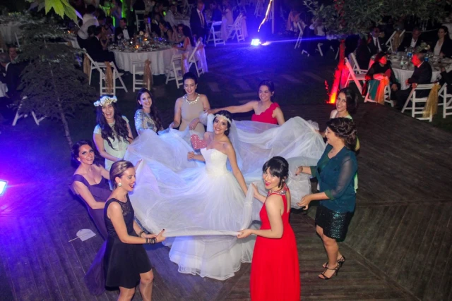 Mehmet Restaurant Dream Garden