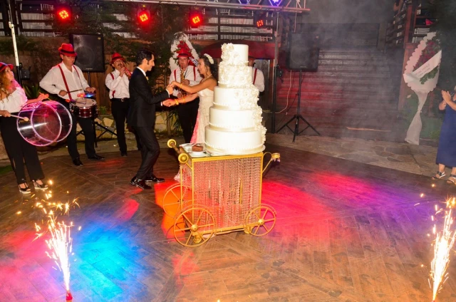 Mehmet Restaurant Dream Garden