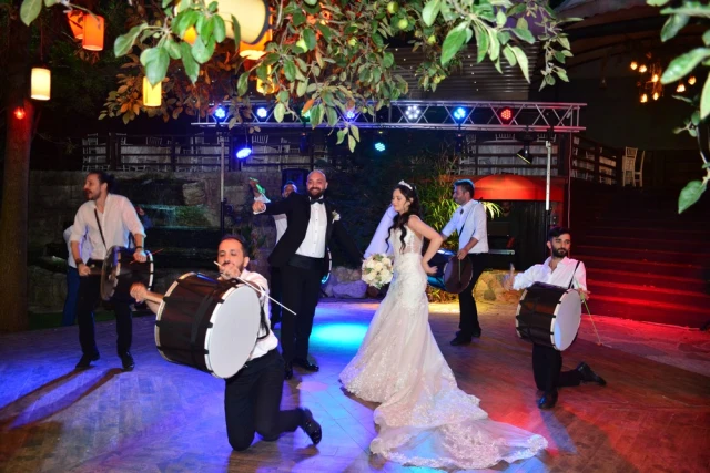 Mehmet Restaurant Dream Garden