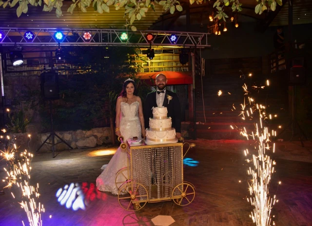 Mehmet Restaurant Dream Garden