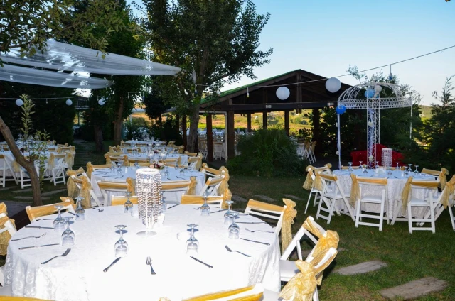 Mehmet Restaurant Dream Garden