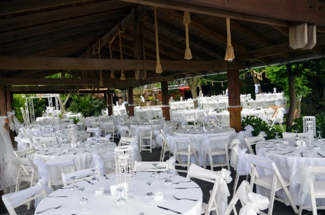 Mehmet Restaurant Dream Garden
