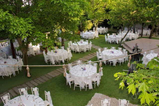 Mehmet Restaurant Dream Garden